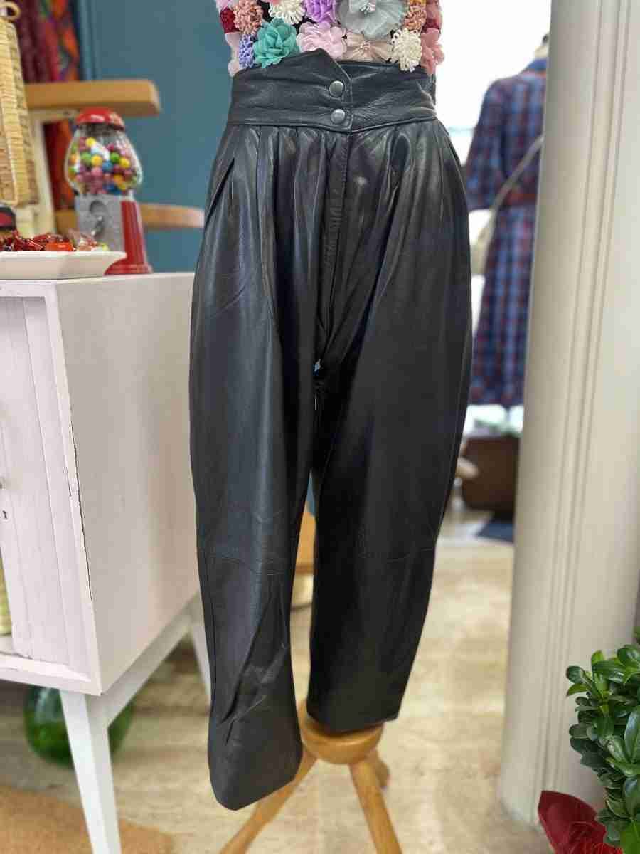 0C210C7A-2E40-4118-9493-E114209F0416 Pantalone in pelle