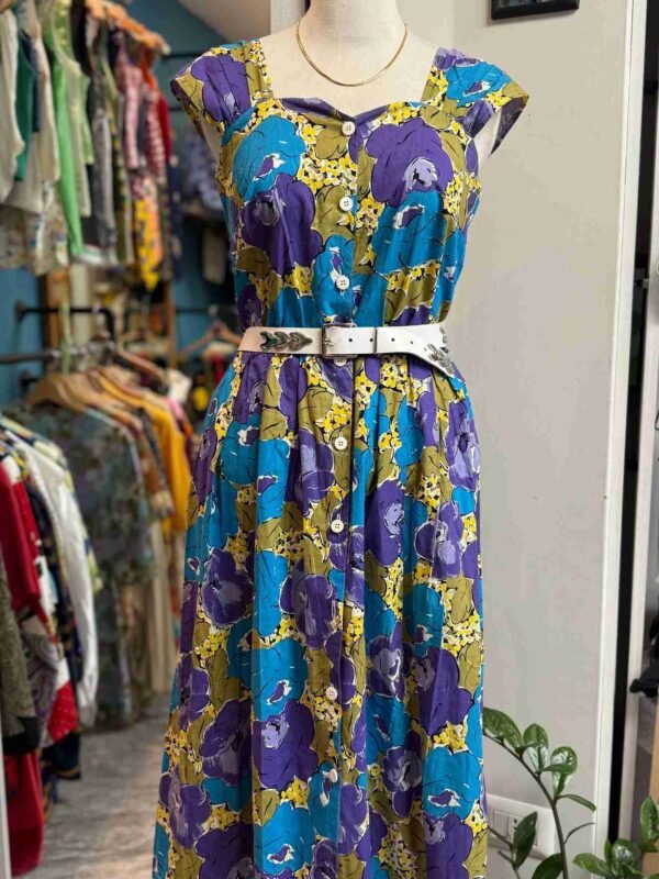 Vestito floreale smanicato