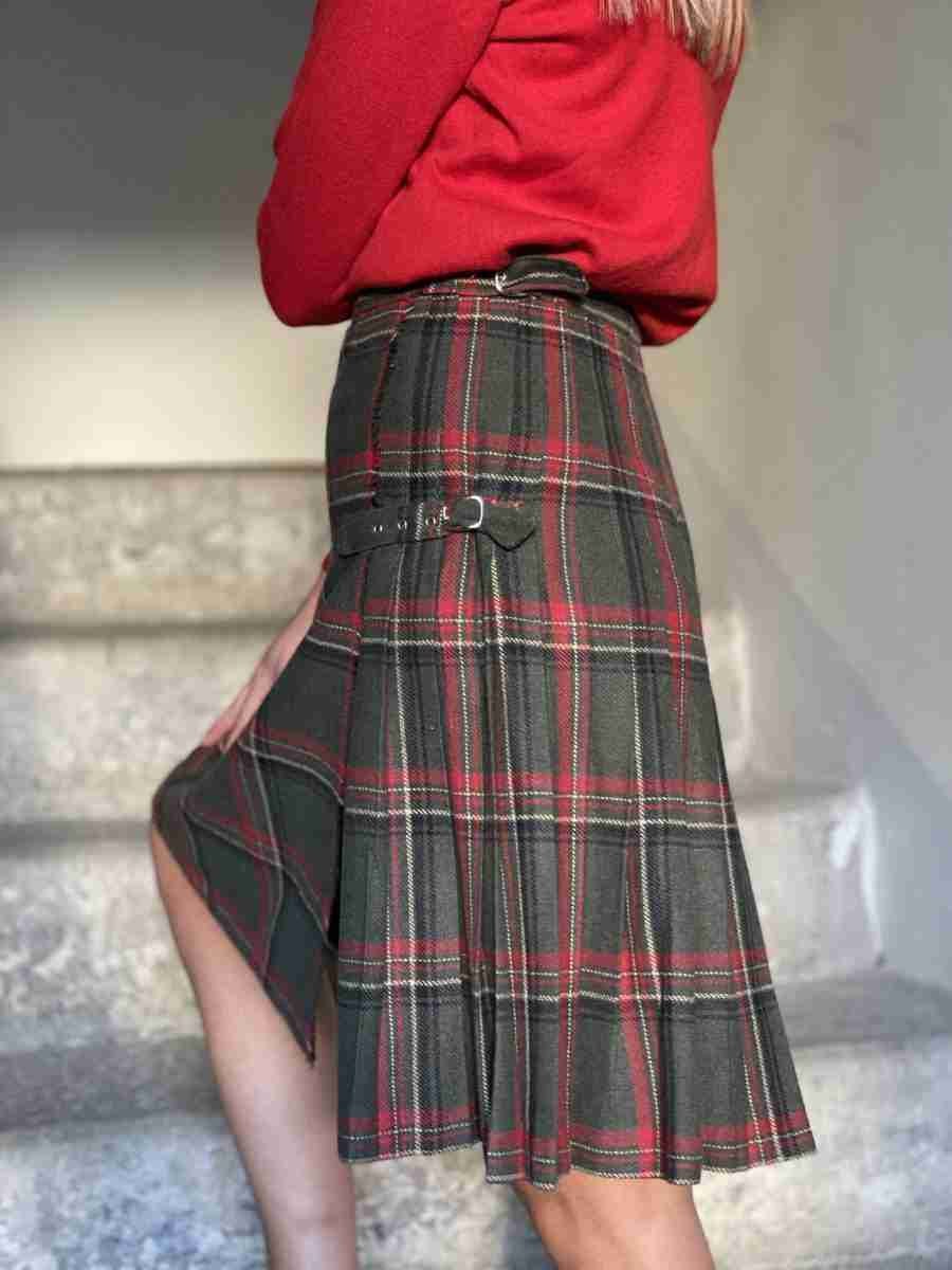 609F5397-45CA-435E-BFB6-CB60CD08F7D8 Kilt tartan verde militare