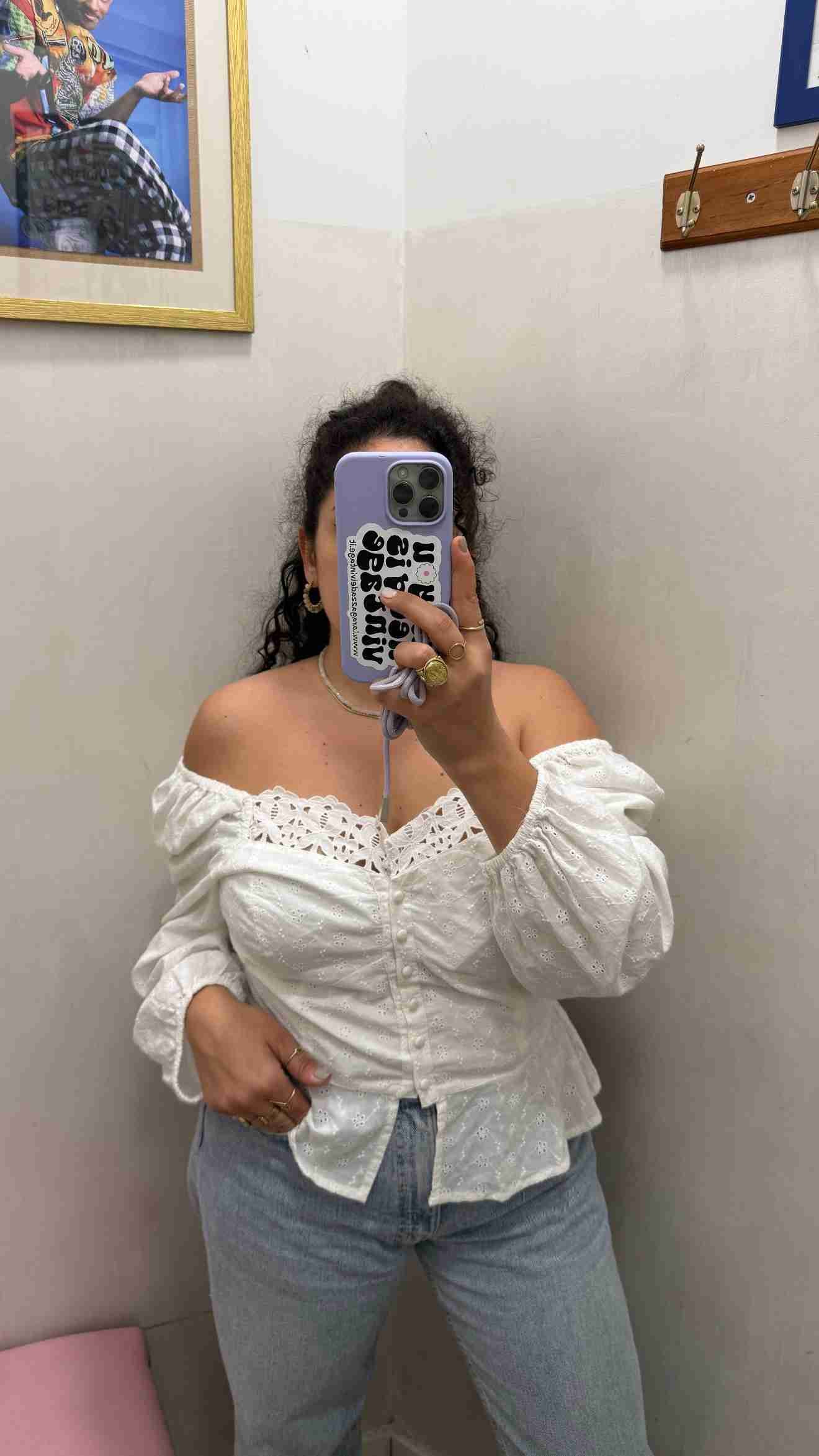 63A1AB61-D565-4348-AA4B-5B122671AC26 Blusa bianca traforata