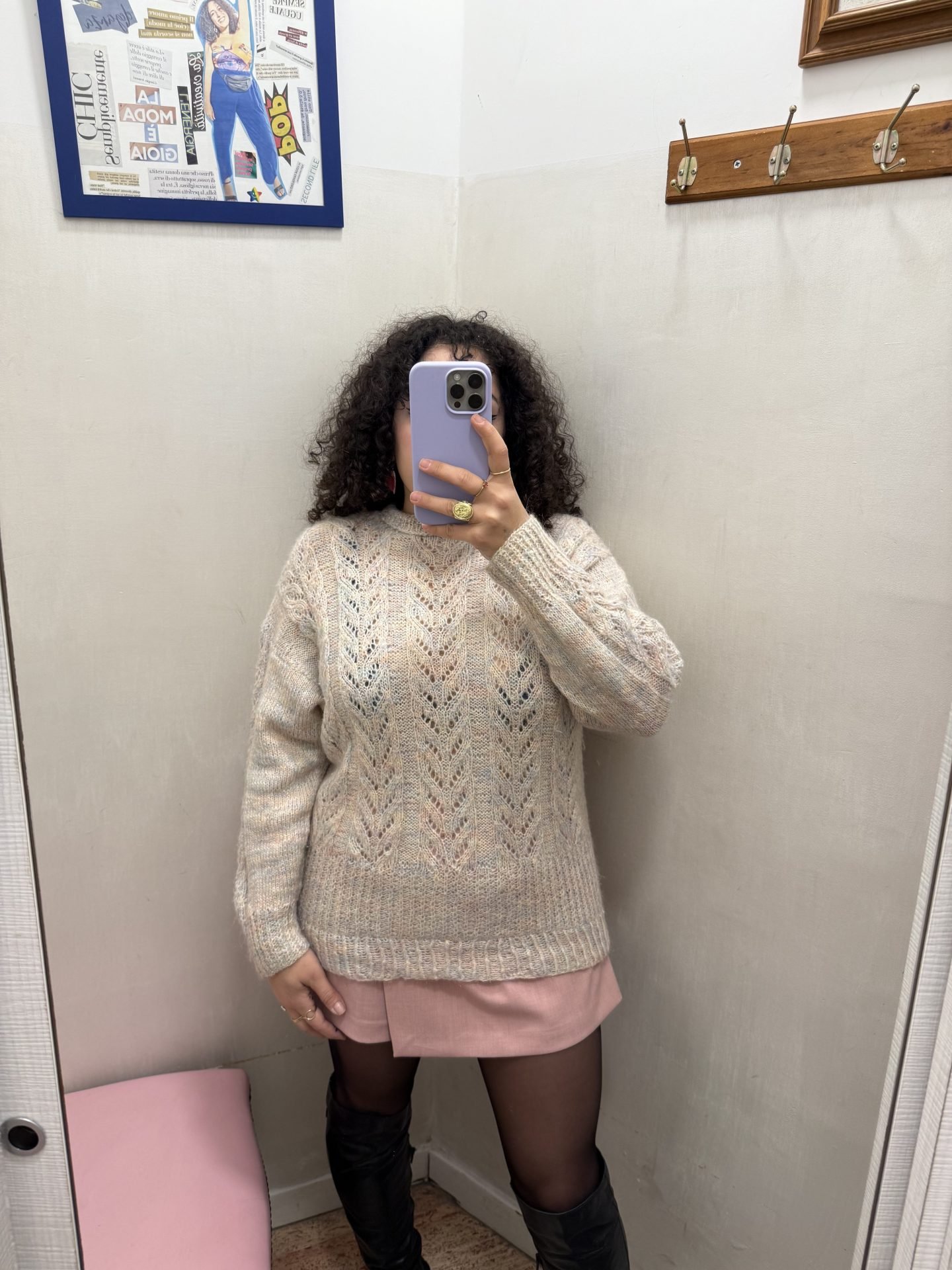 Maglione rosa chiaro