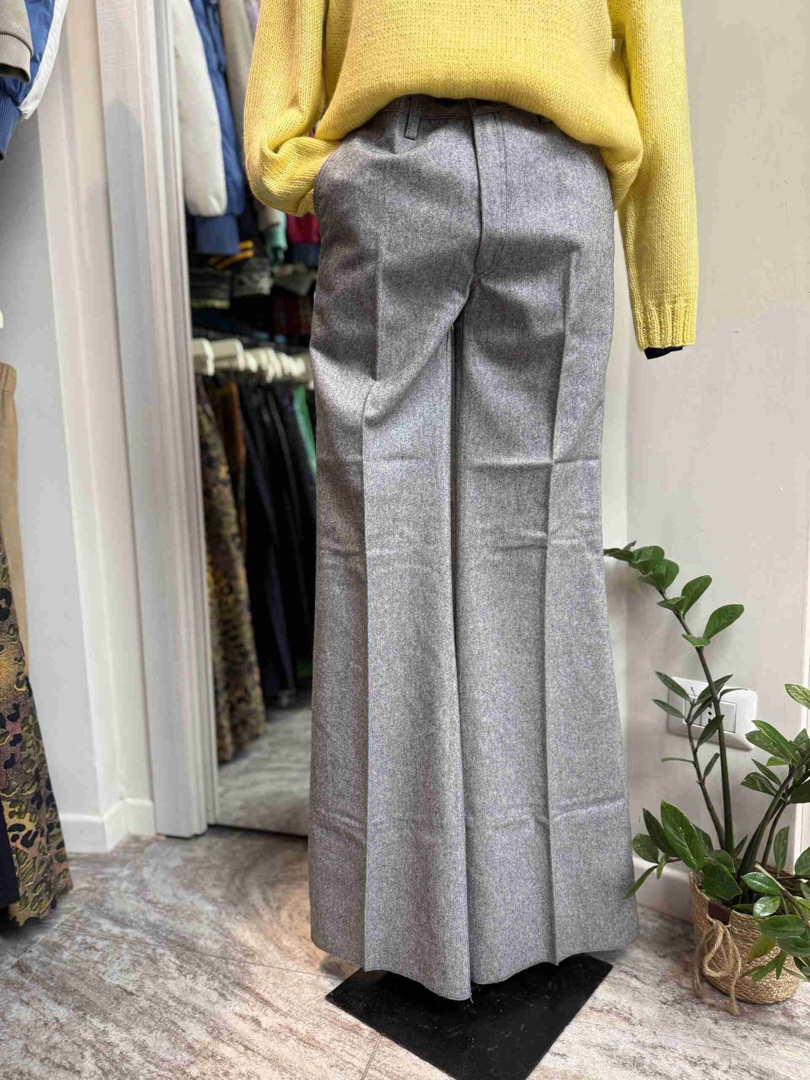 IMG_0350 Pantalone anni ‘70 grigio vita 70 cm