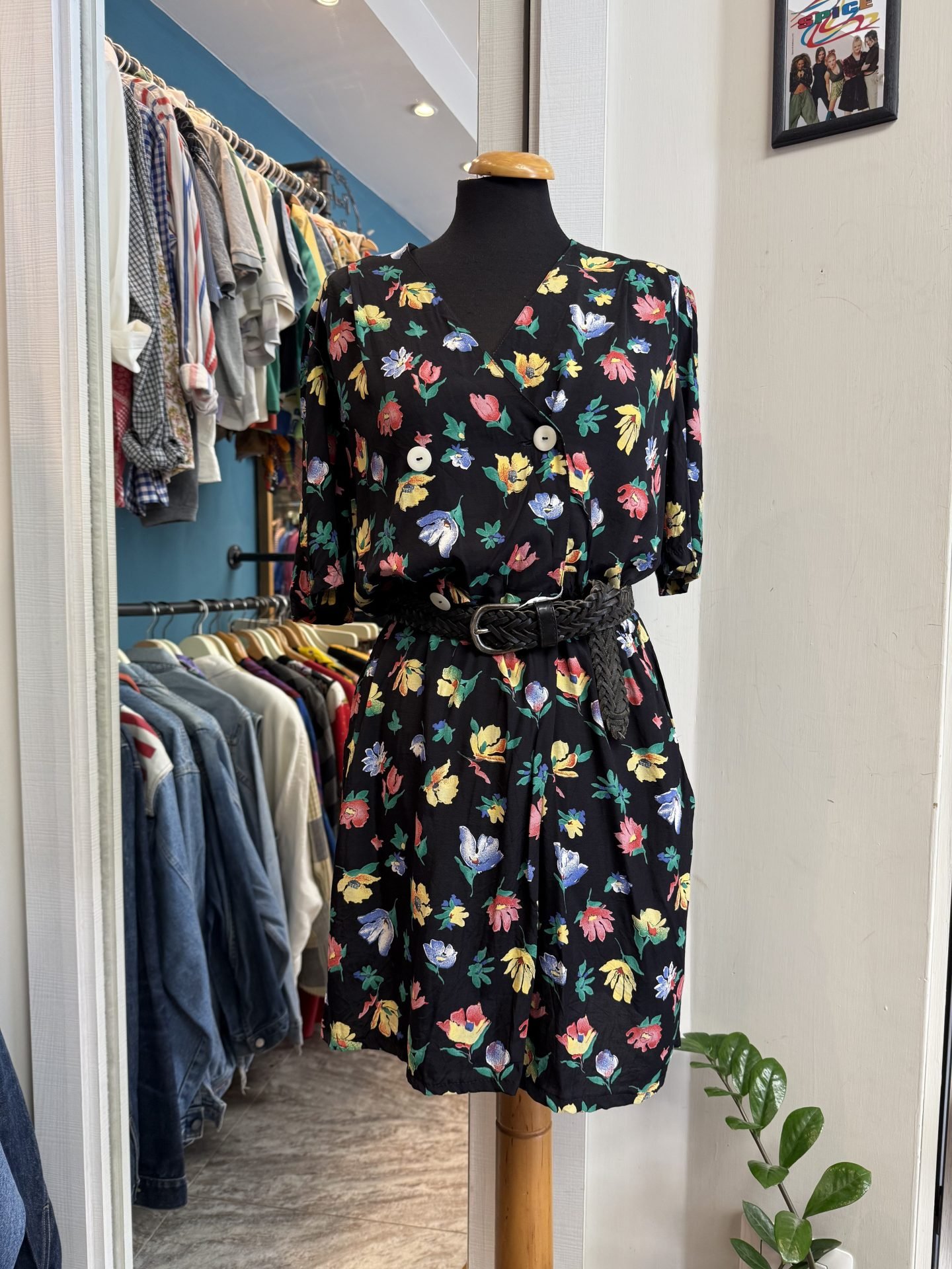 Vestitino nero floreale