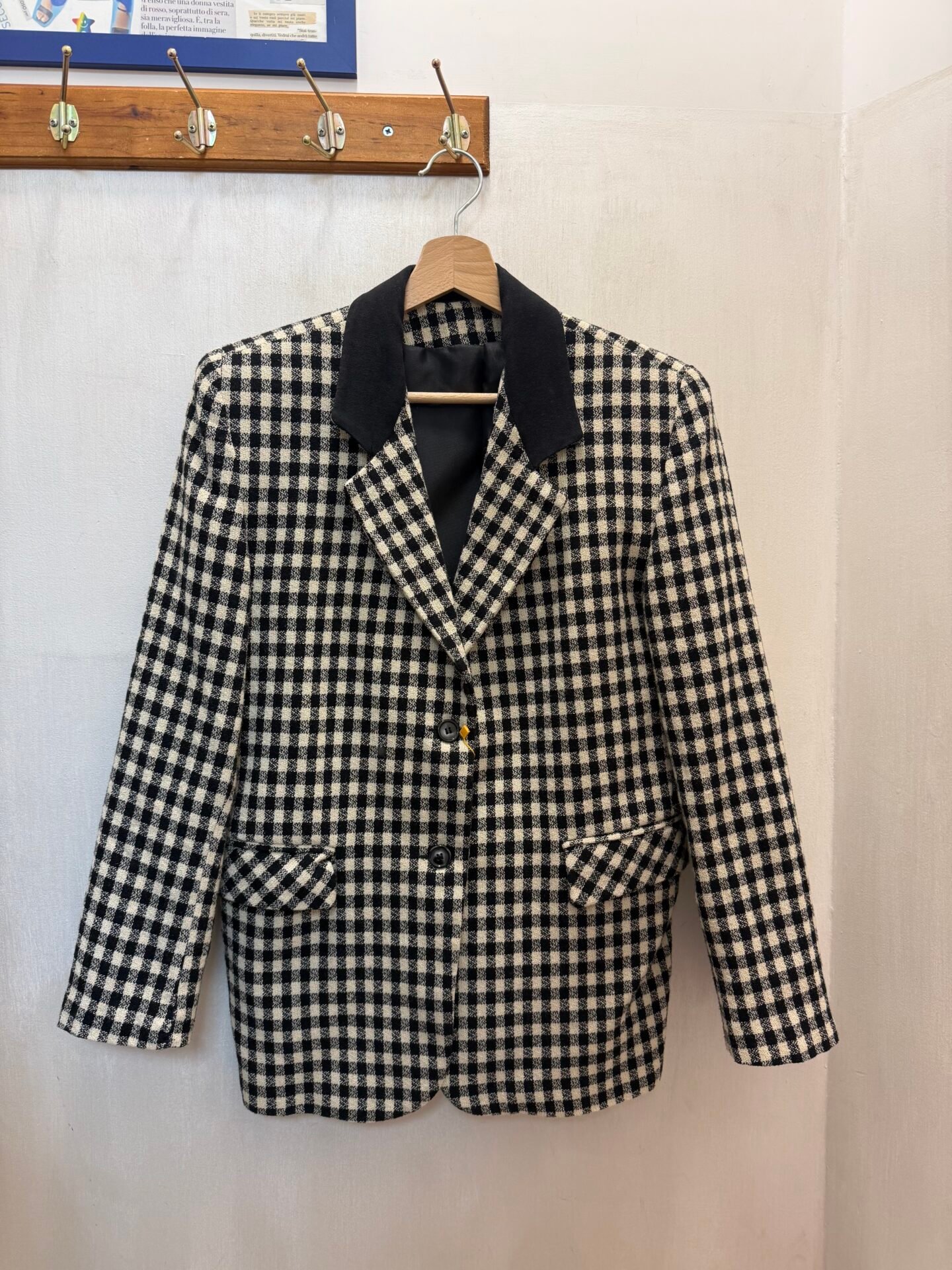 Blazer Black and White