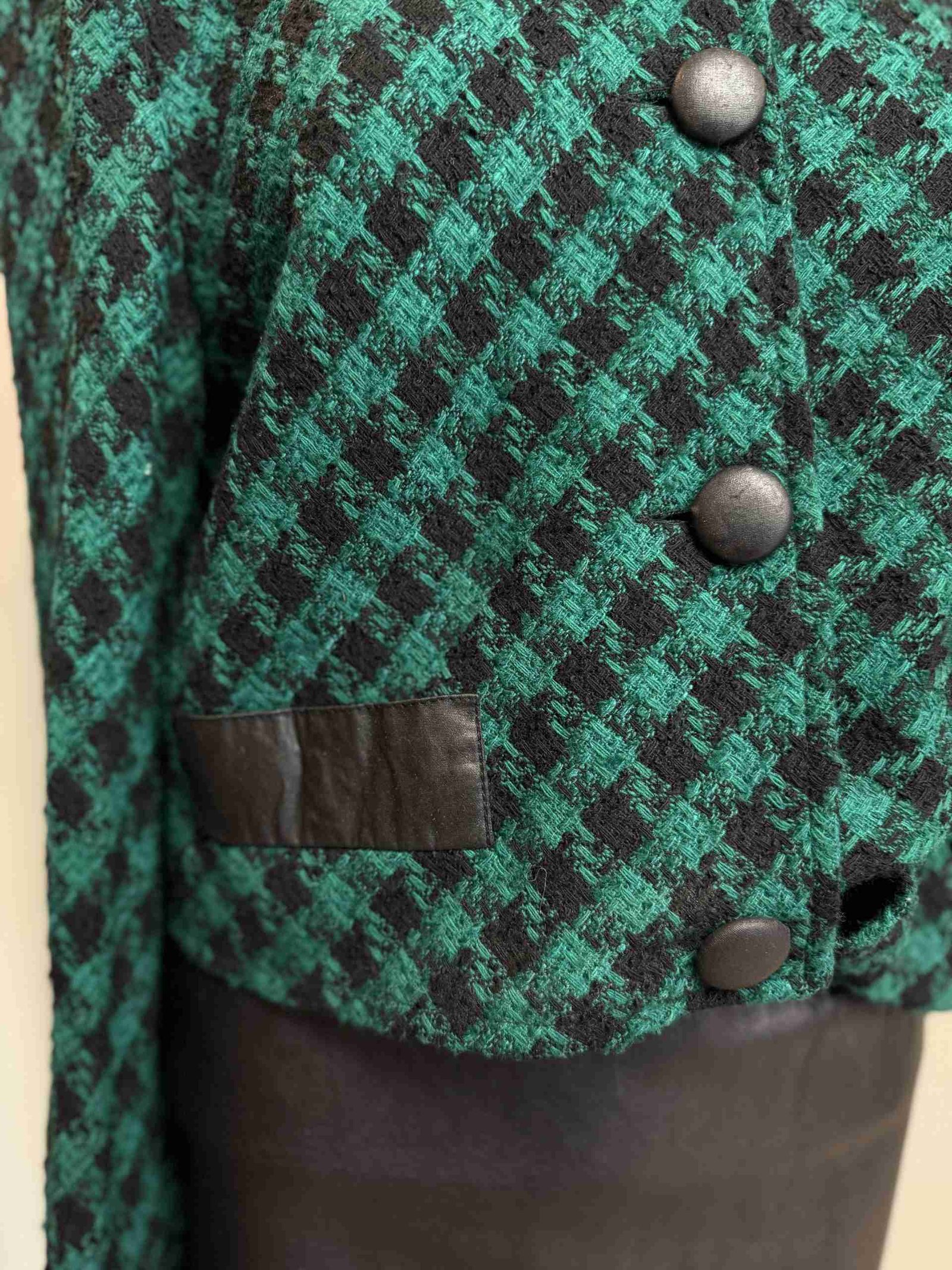 blazer crop verde e nero