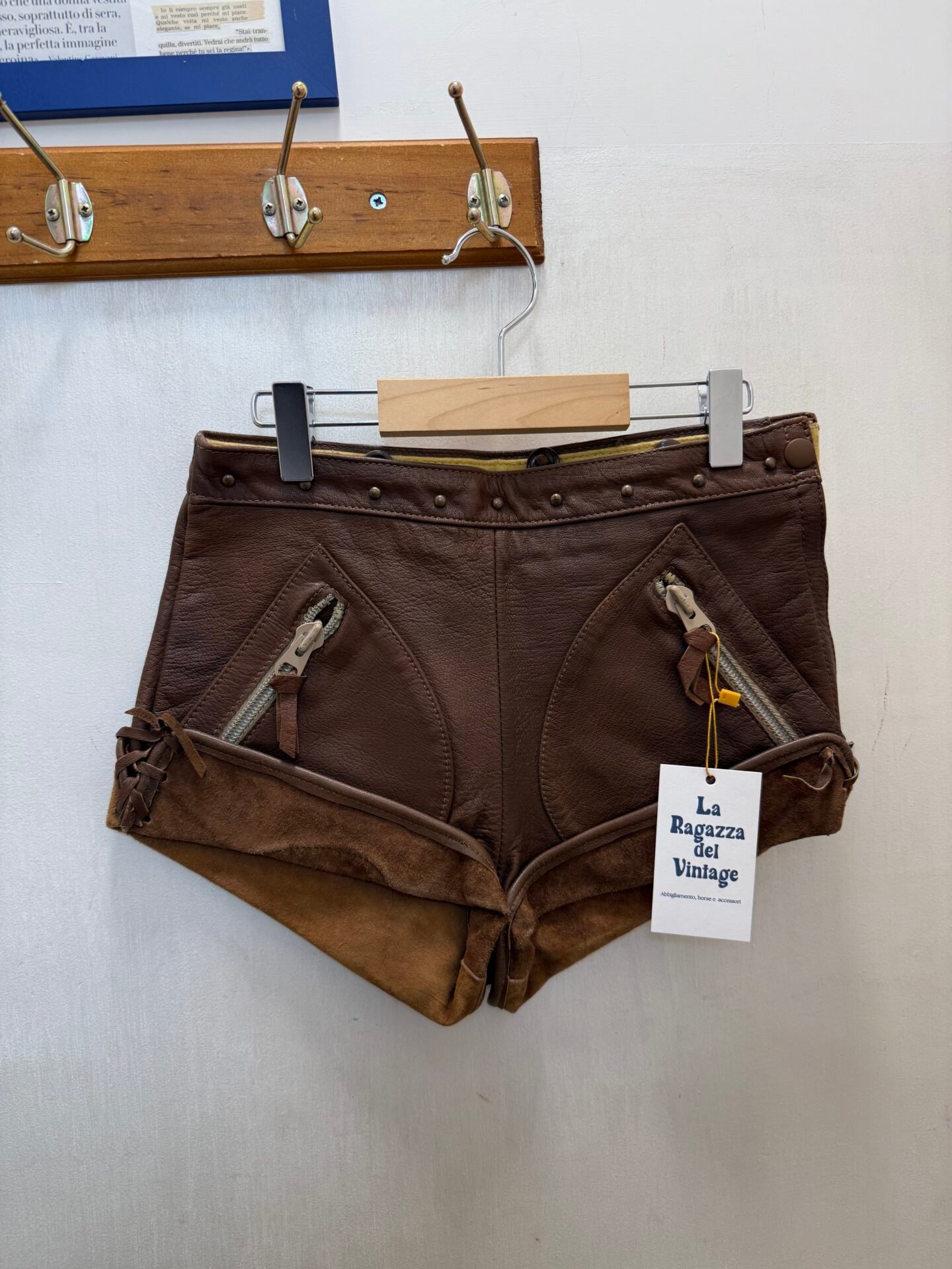 IMG_1090 Bermuda pelle 6/7 anni