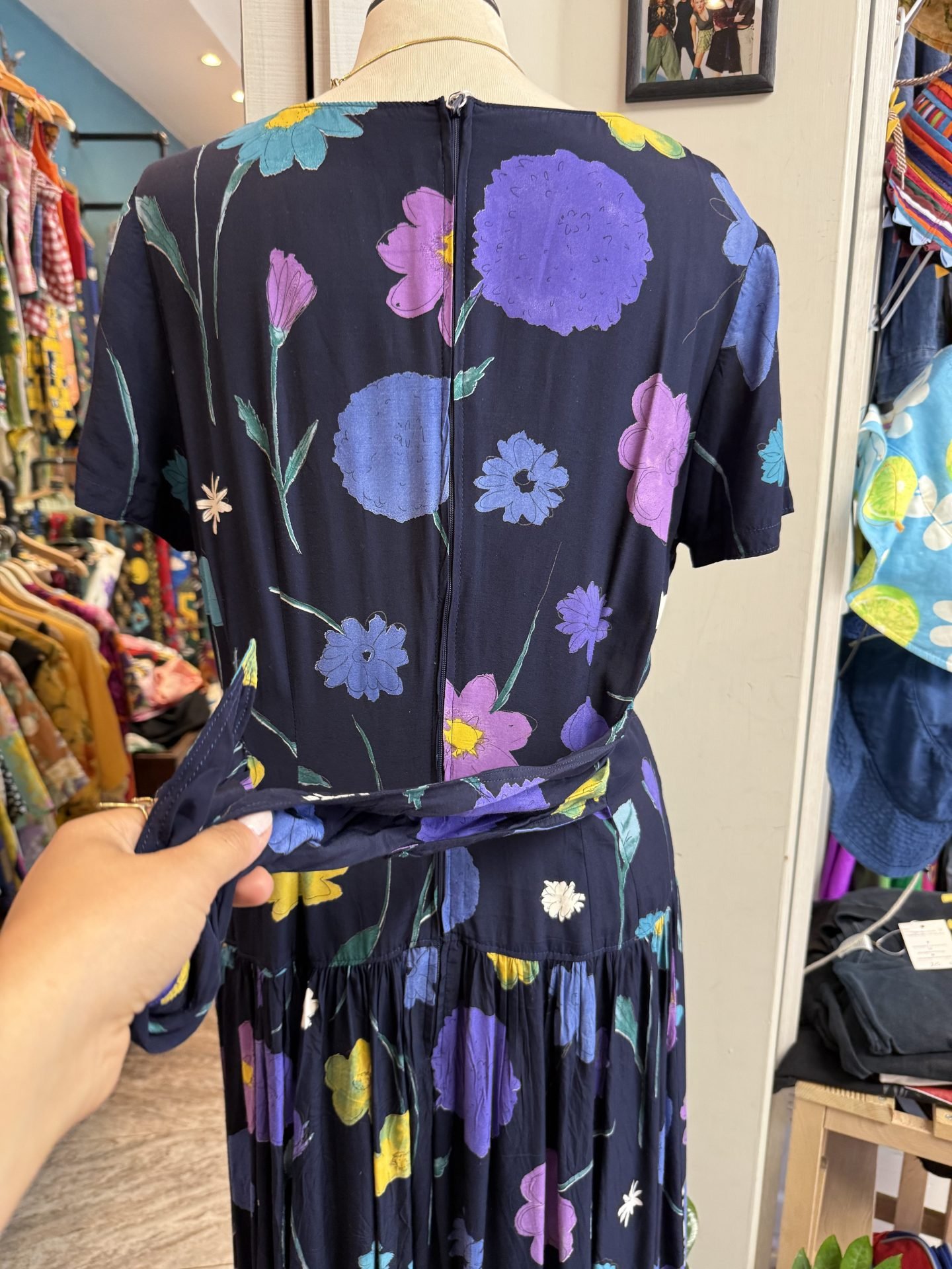 Vestito blu floreale