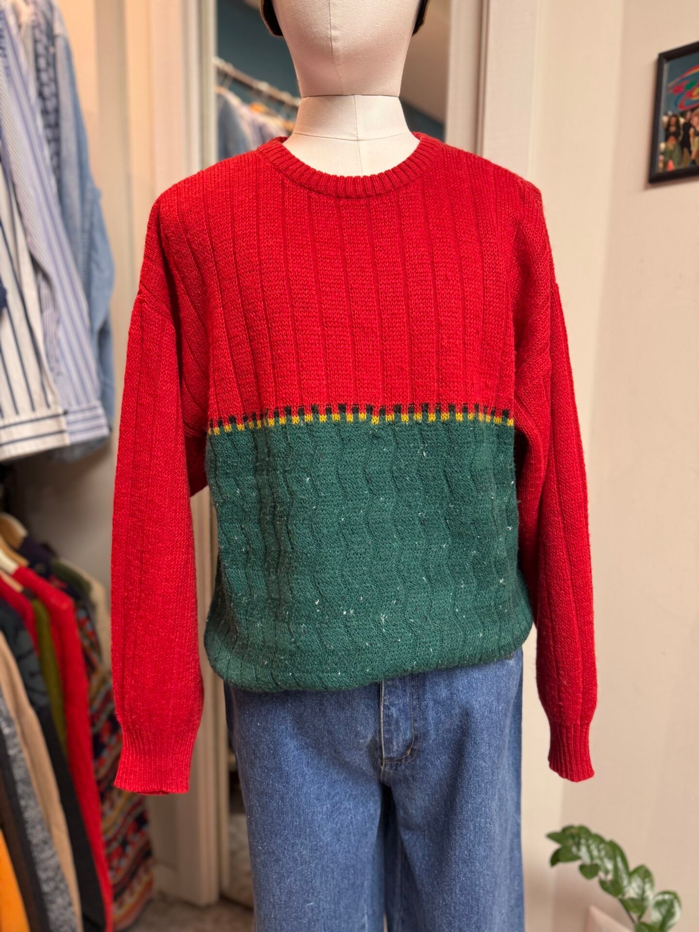 Maglione rosso e verde