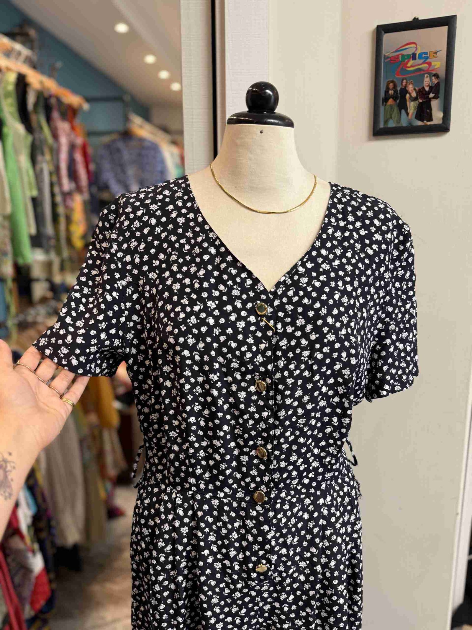 Tutina floreale nera