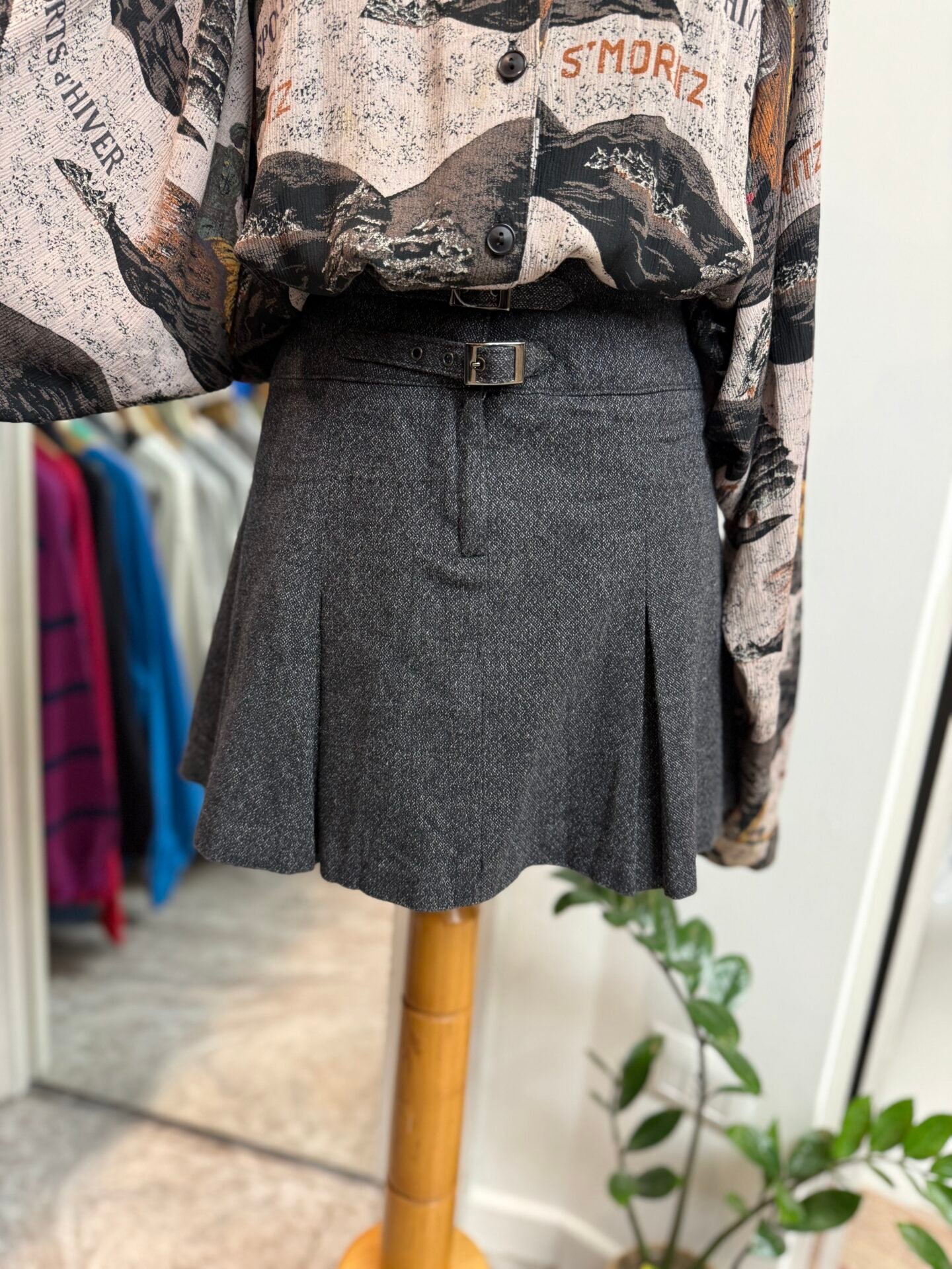 Minigonna vita bassa