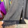 Vestito blu a righe
