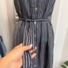 Vestito blu a righe