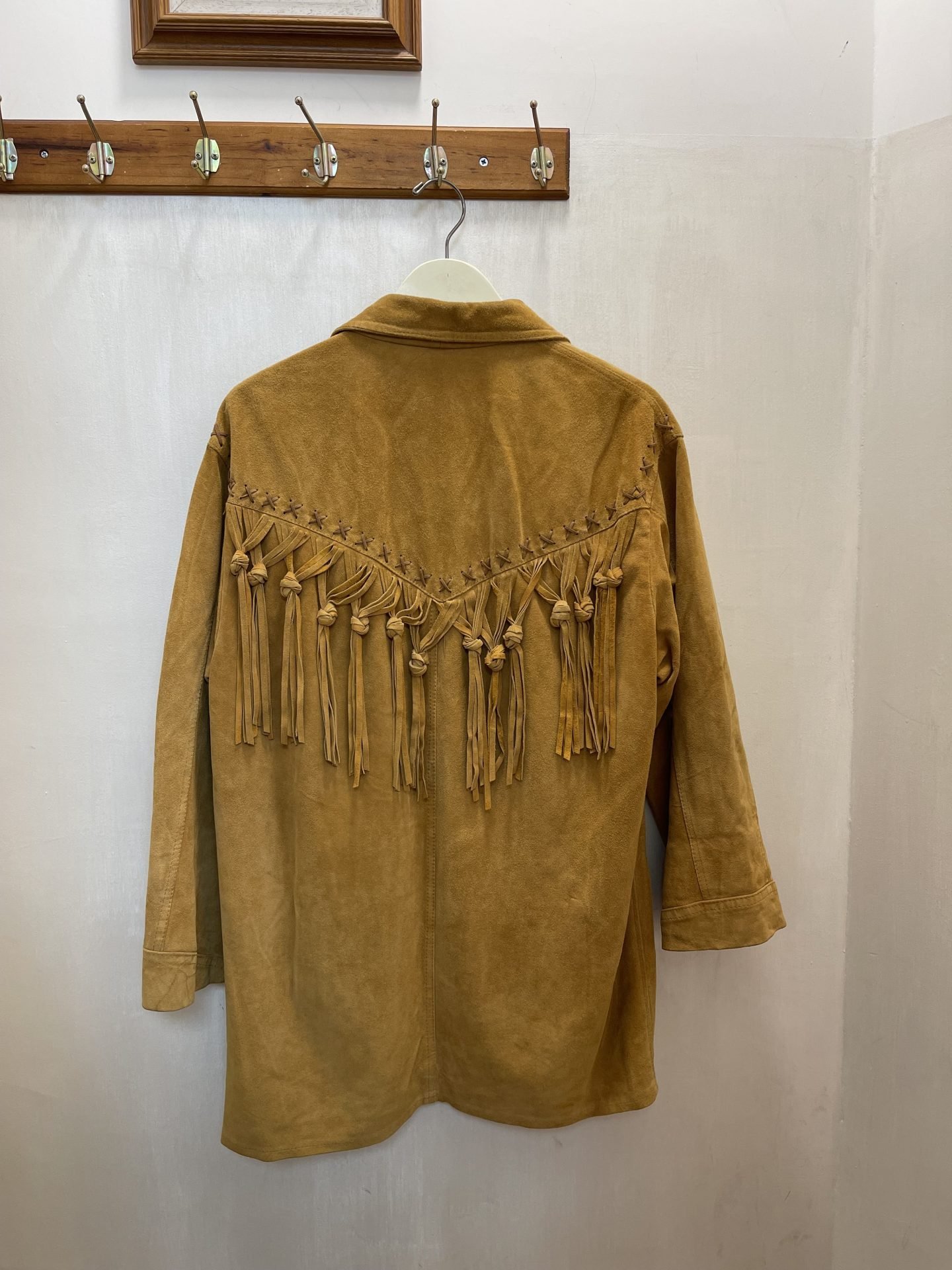 Giacca scamosciata con frange