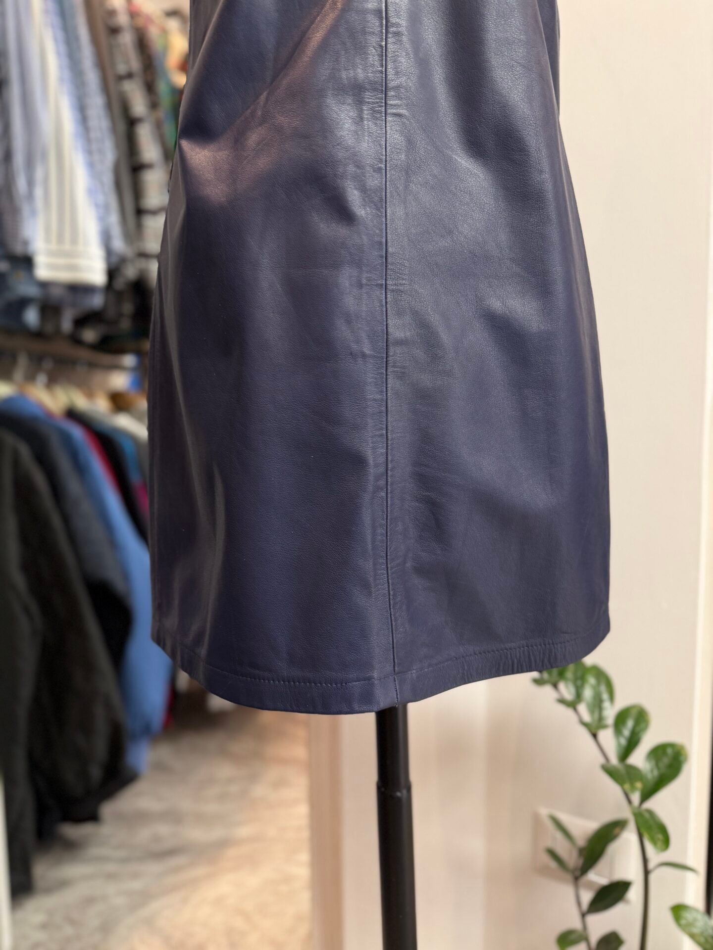 Vestito in pelle blu SISLEY