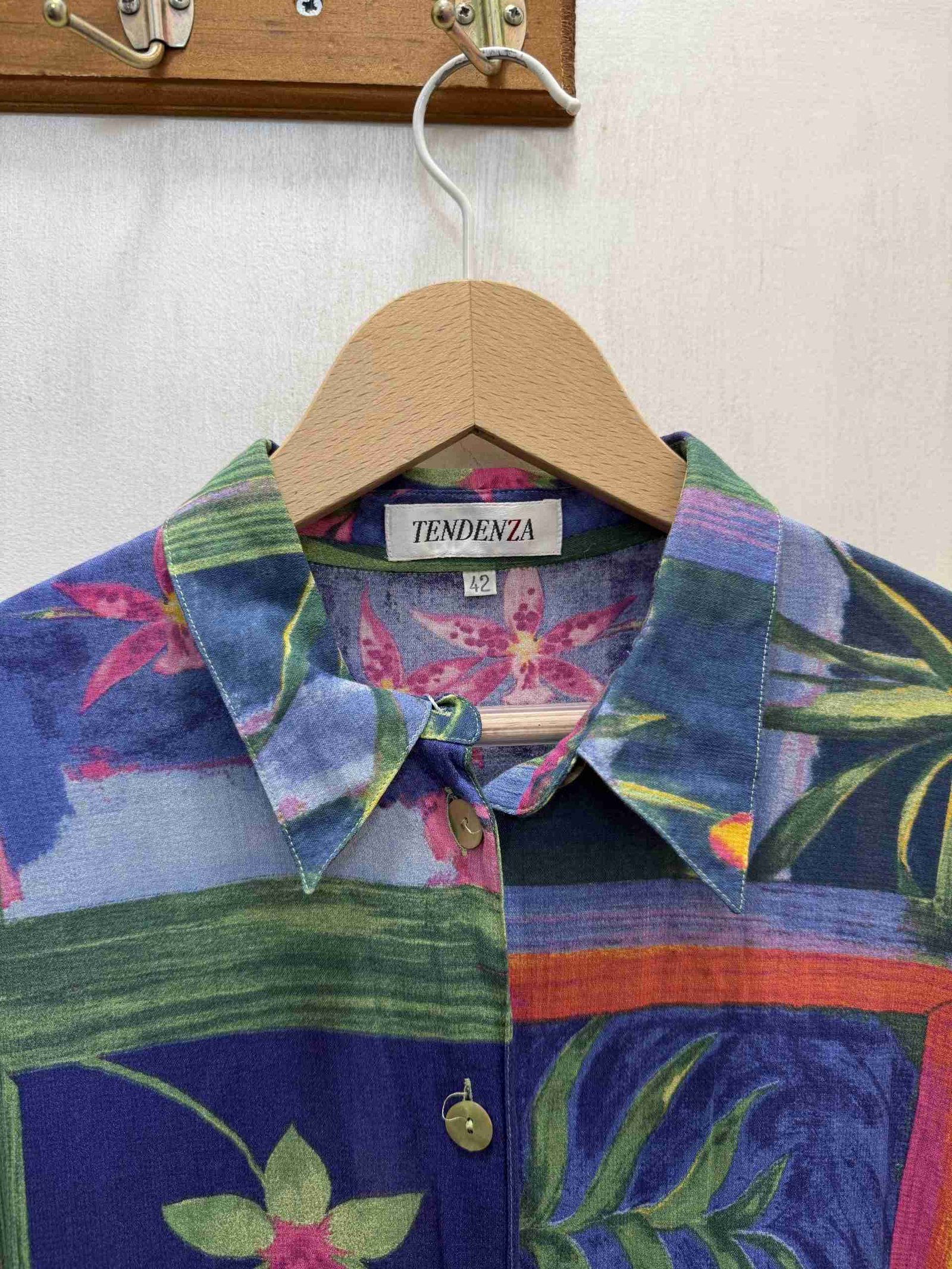 IMG_3879 Camicia floreale “Tendenza”