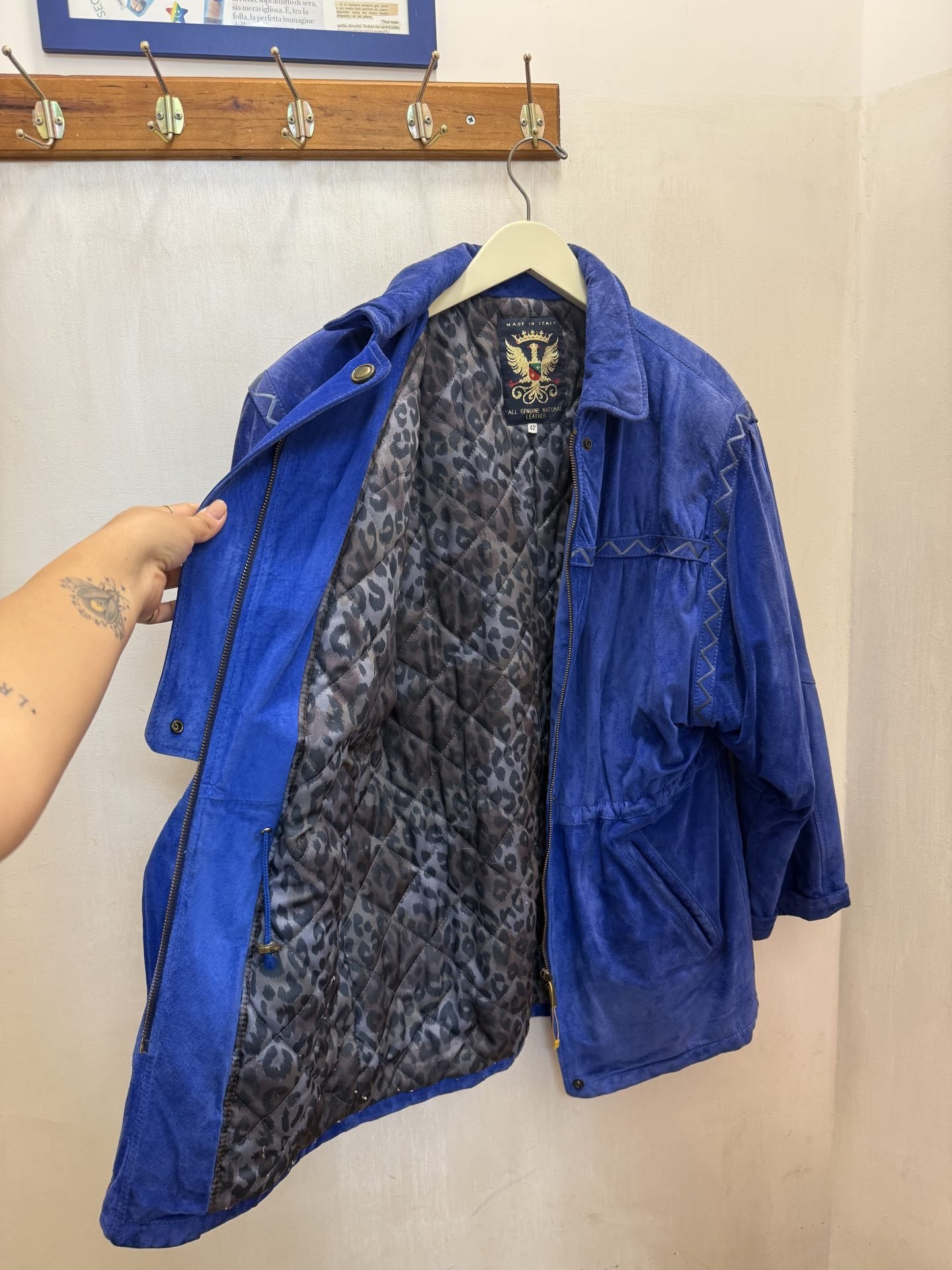 Giacca in pelle blu elettrico