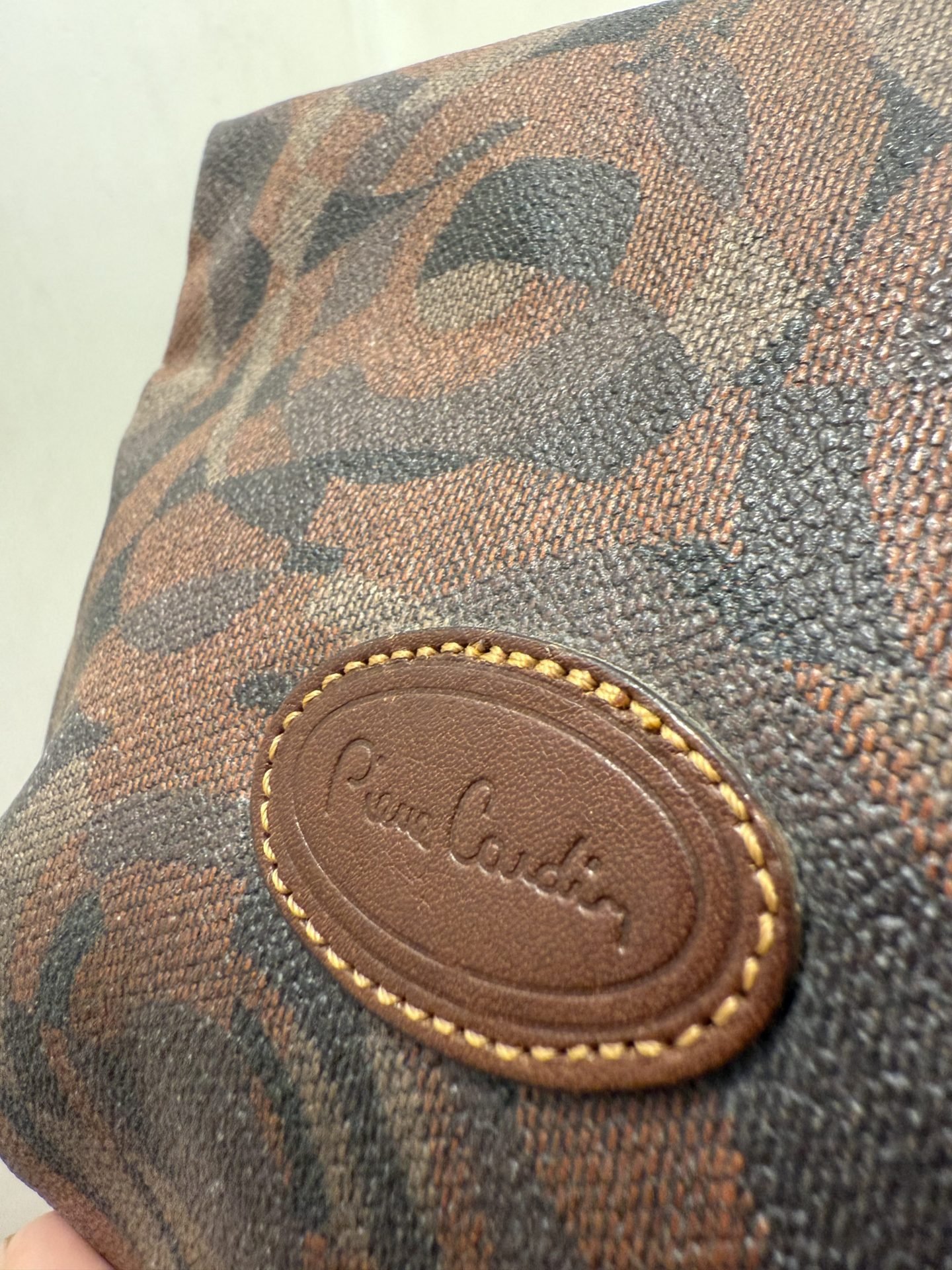 Borsello Pierre Cardin