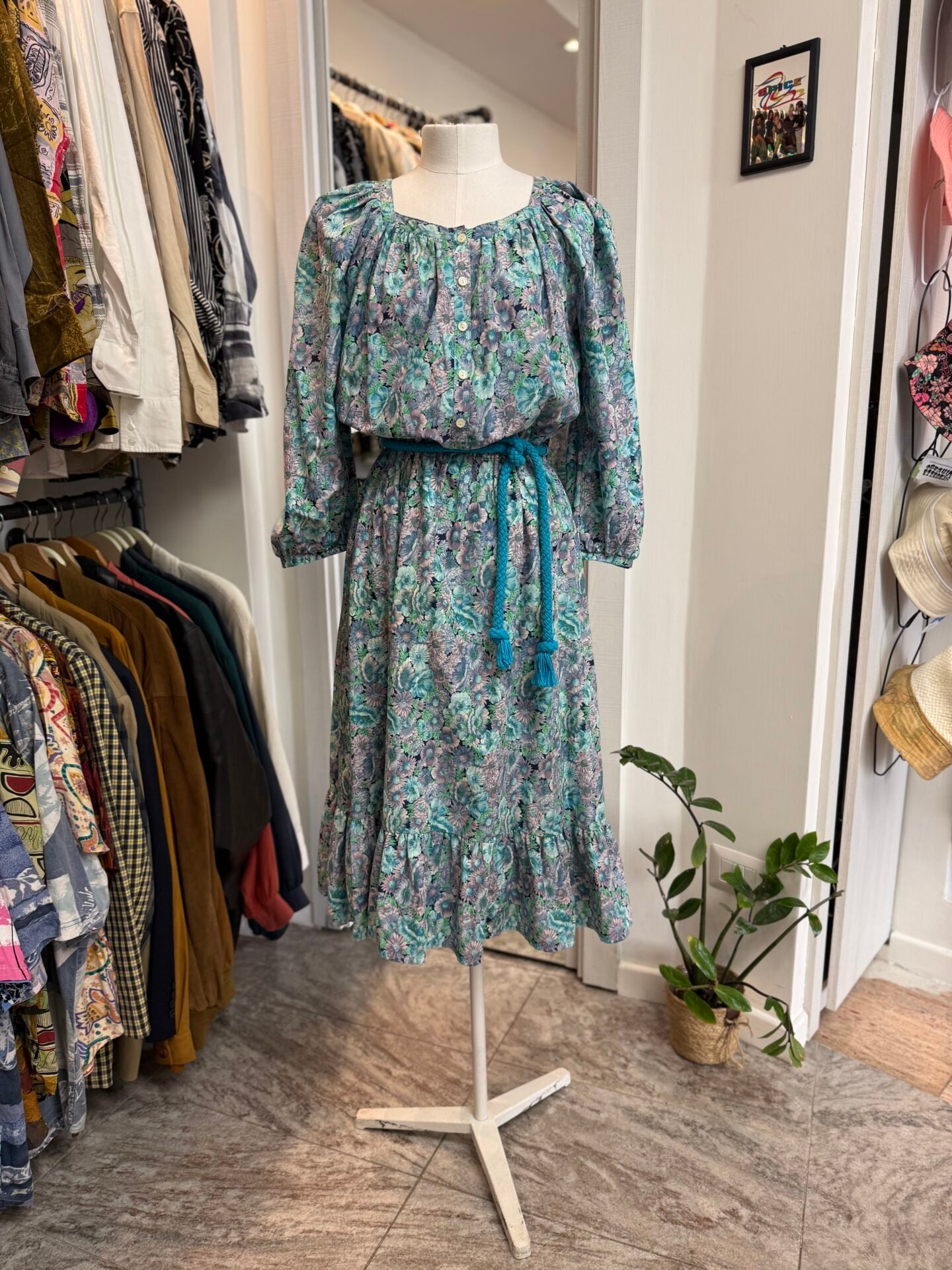 Vestito floreale azzurro