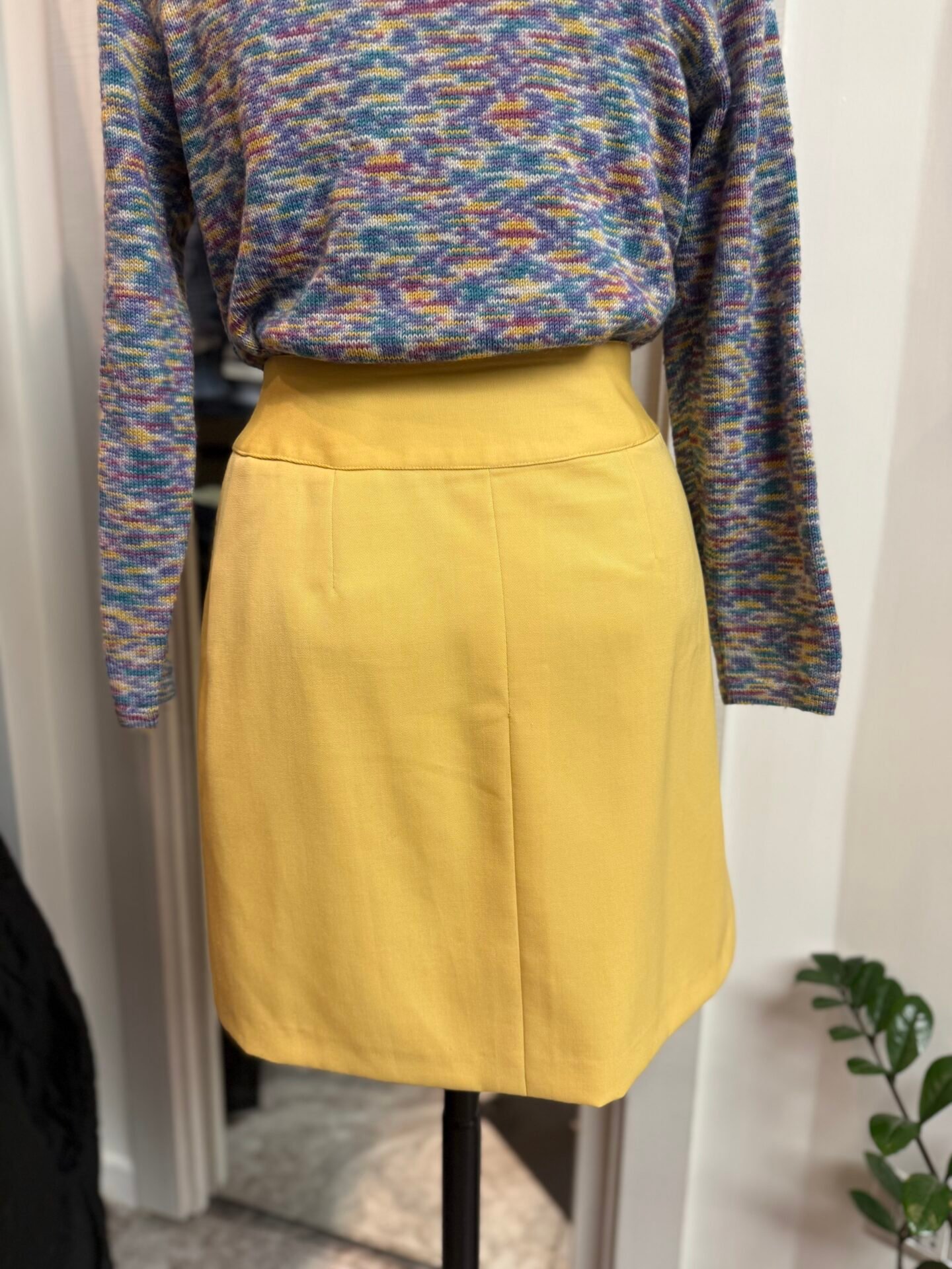 IMG_5125 Gonna gialla ‘70