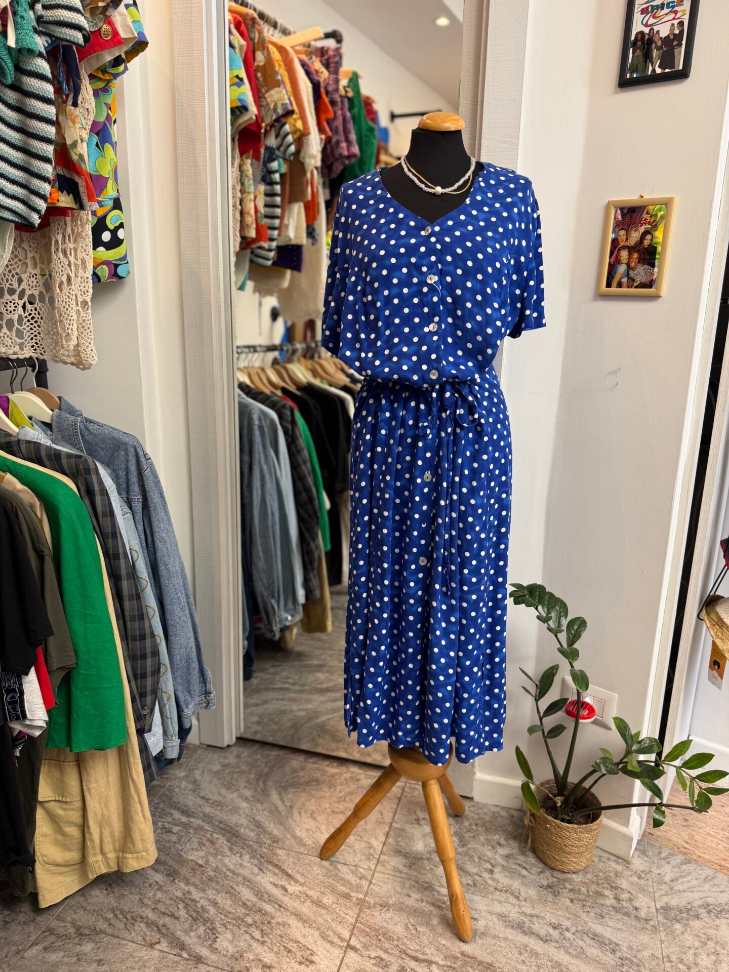 Vestito blu a pois