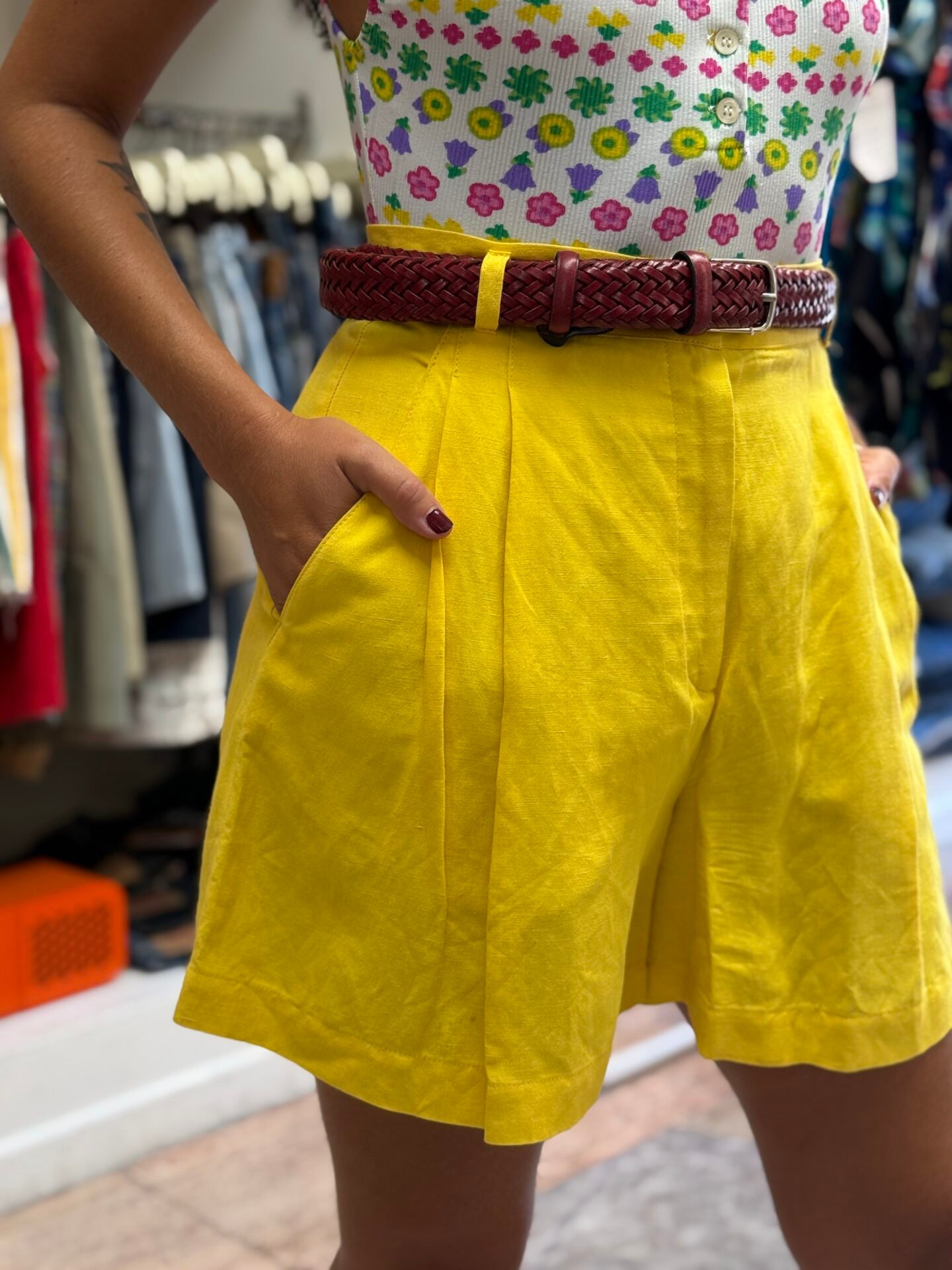 Bermuda giallo