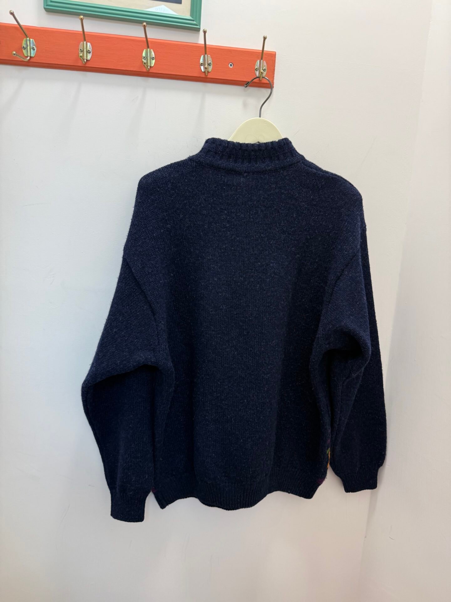 Maglione blu a fantasia