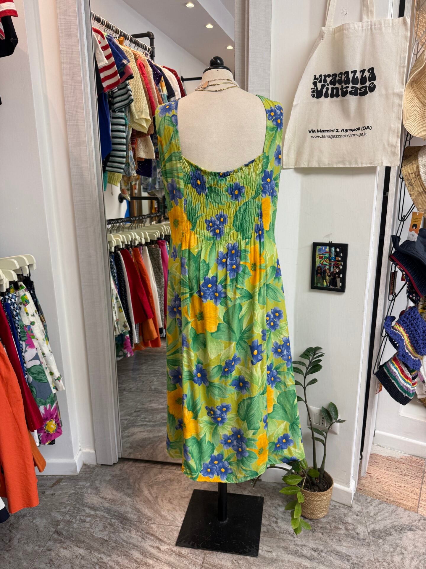Vestito verde floreale