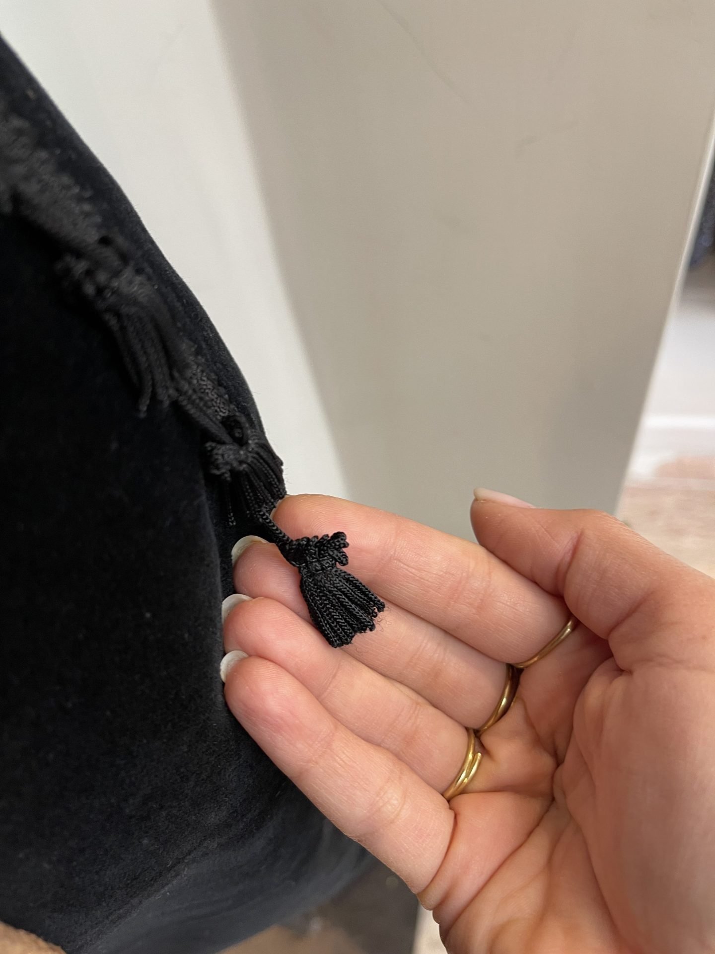 Gonna in velluto con nappine