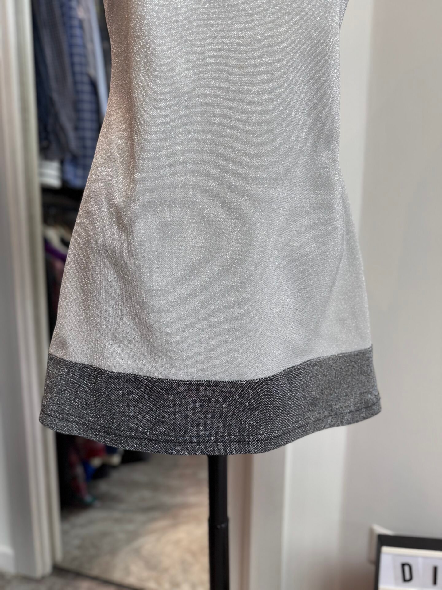 Vestito grigio glitterato Levante