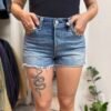 Short levis