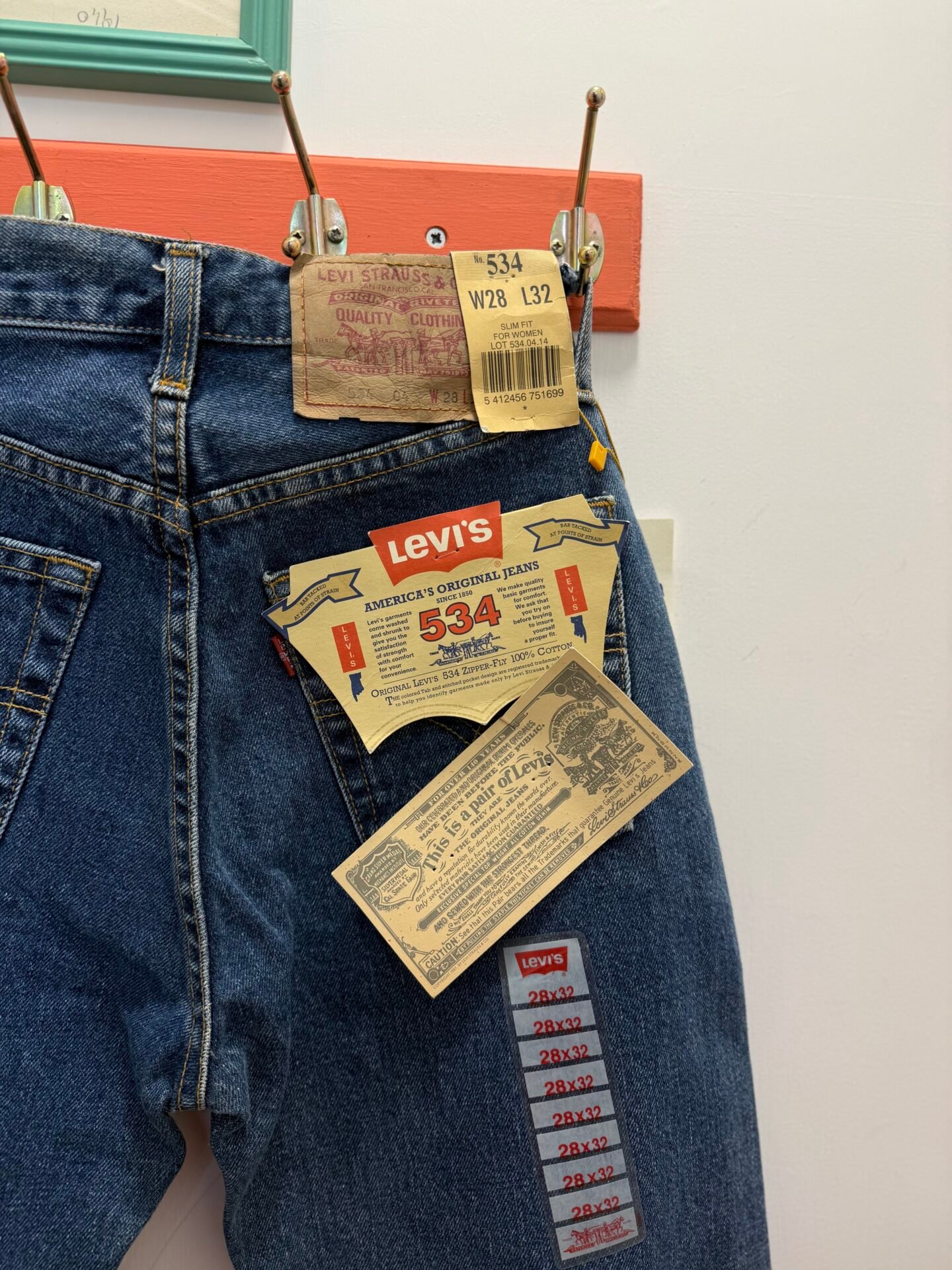 IMG_8353 Levis 534 lavaggio chiaro e scuro