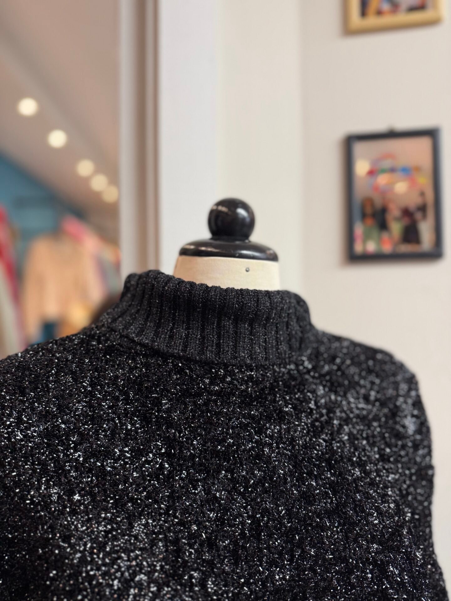 Maglione nero laminato