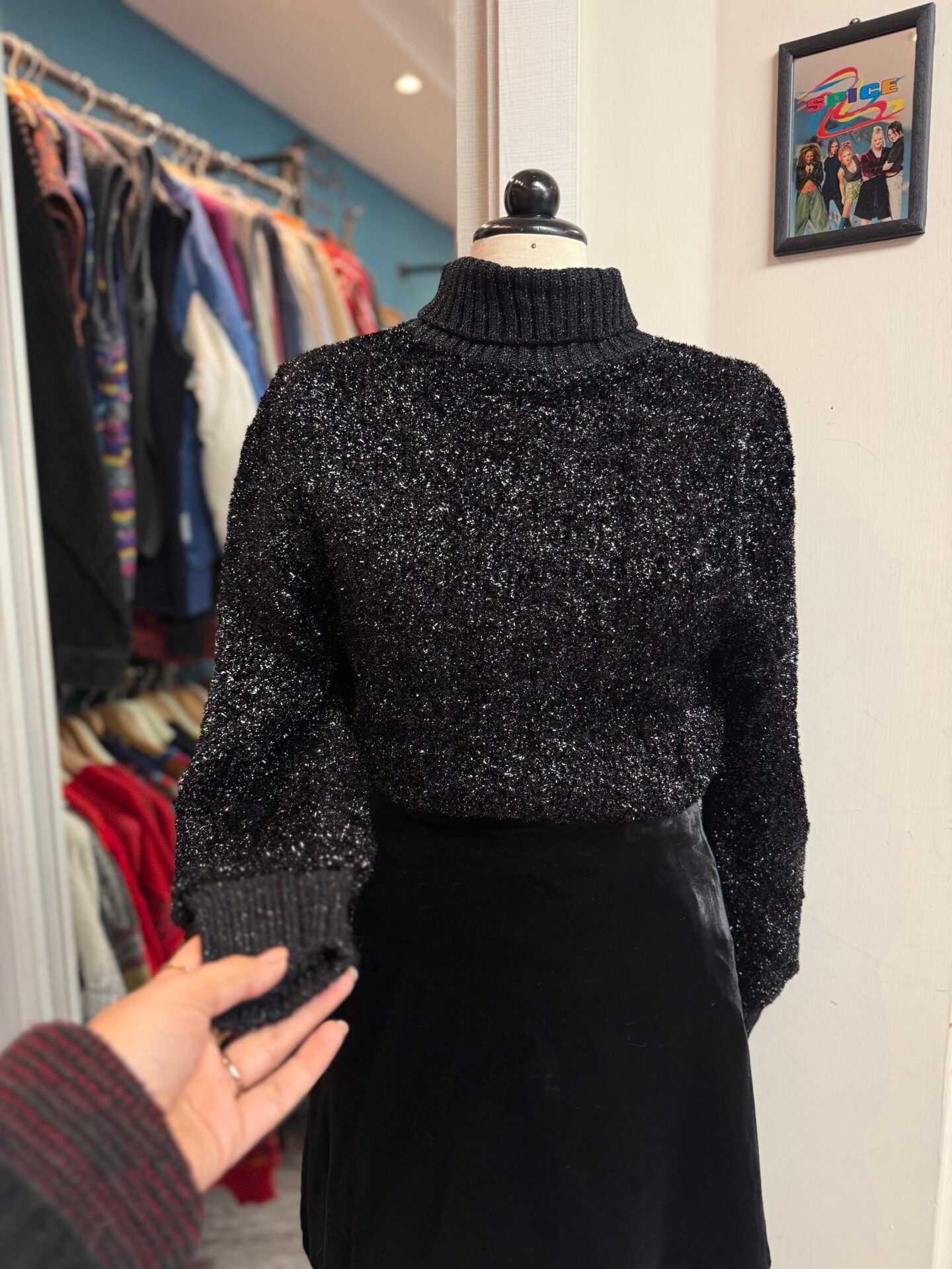 Maglione nero laminato