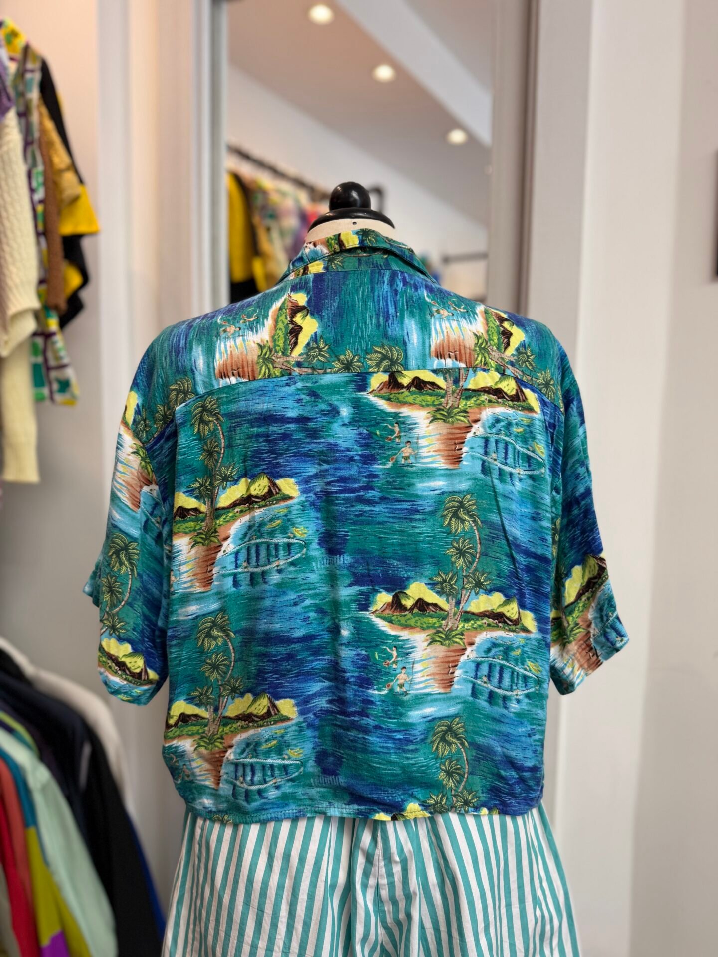 IMG_9194 Camicia hawaiana crop