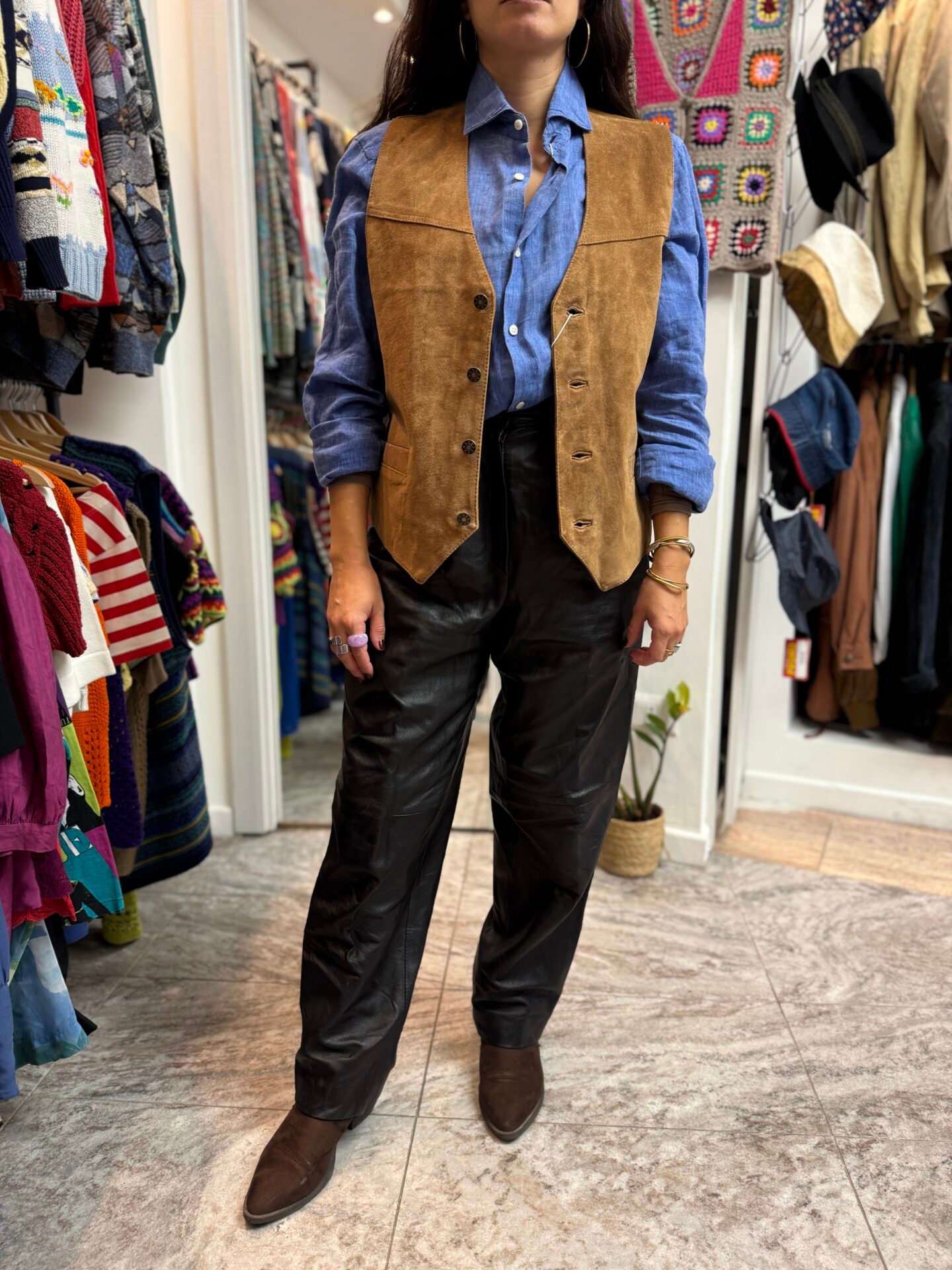 IMG_9528 Gilet pelle scamosciata