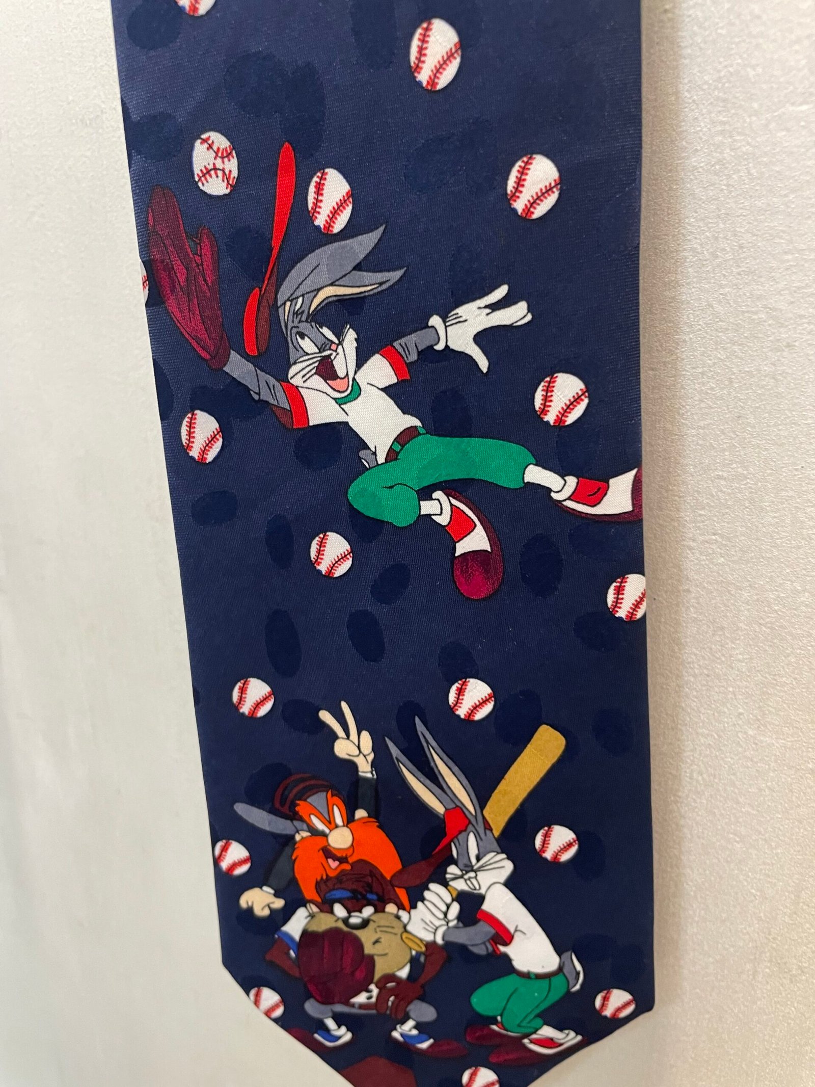 IMG_9642 Cravatta Bugs Bunny giocatore di baseball