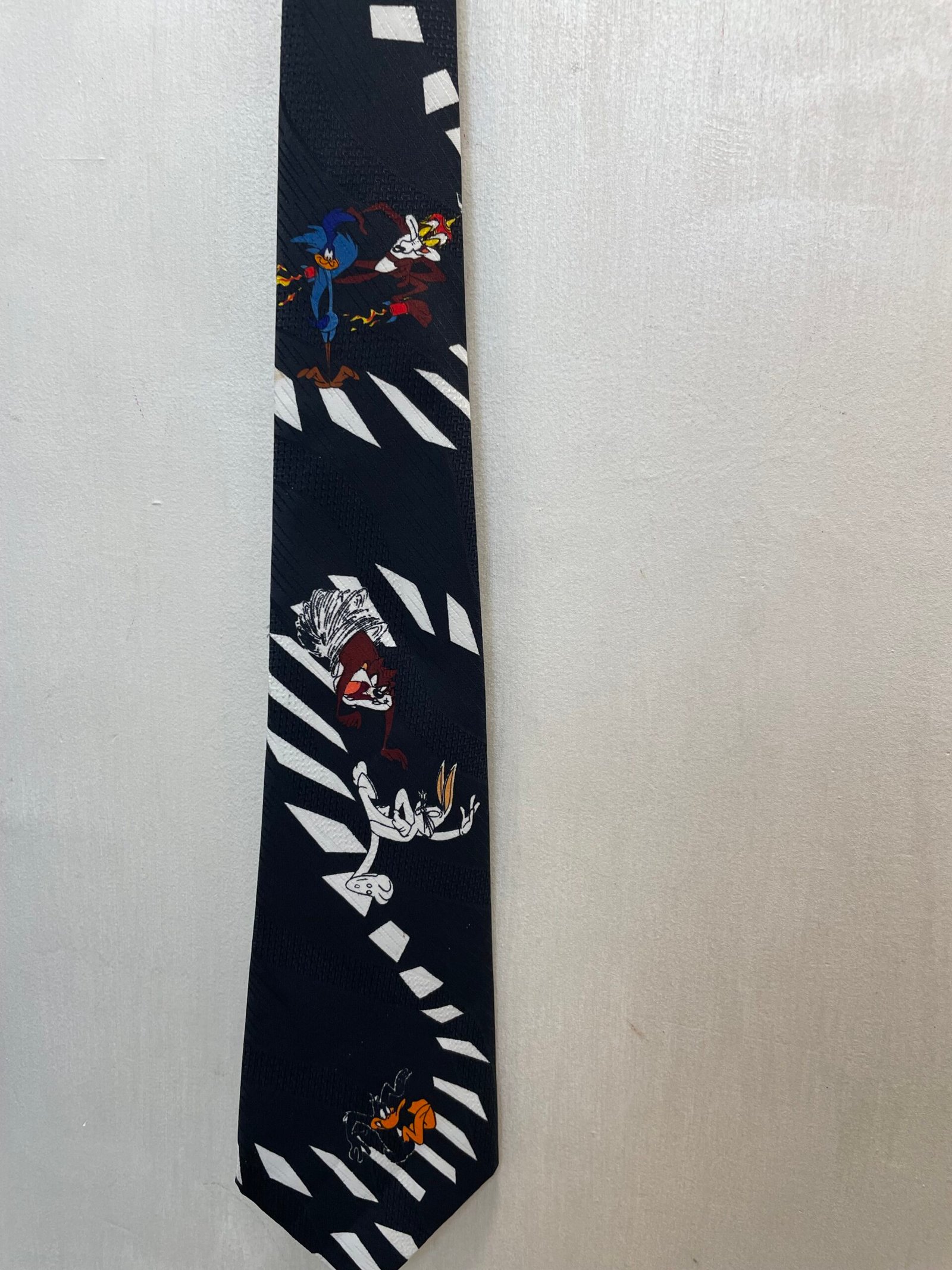 IMG_9861 Cravatta strisce pedonali Looney Tunes